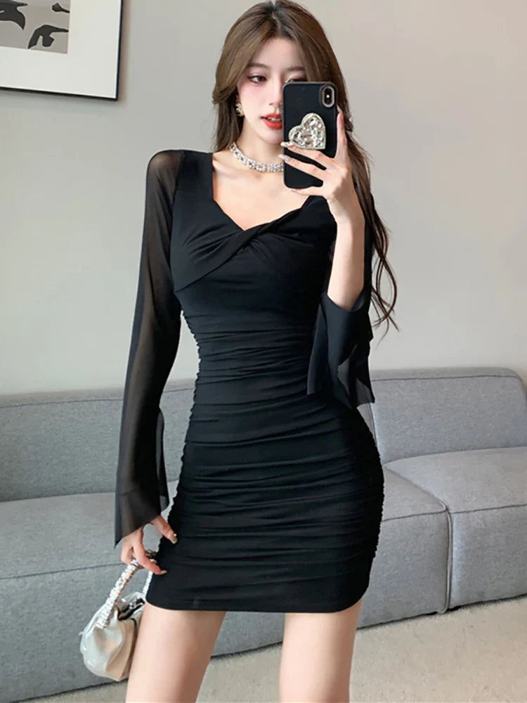 liwuka Black Pleated Patchowrk Mesh Long Sleeve Female's Dress Autumn Winter Square Collar Casual Short Dress 2024 Chic Bodycon Dresses