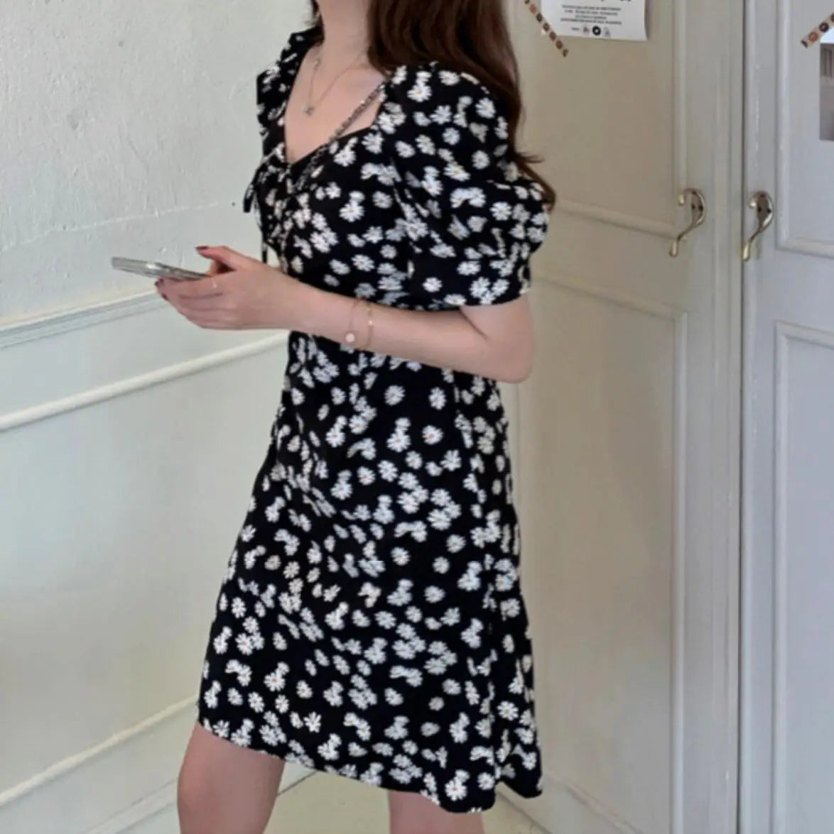 liwuka Women Black With Daisy Flower Print Bow Lacing Up Ruched Square Collar Mini Robe Holiday Summer Short Puff Sleeve Robe