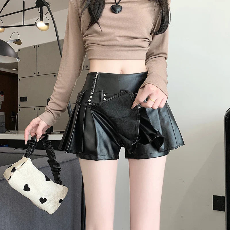 liwuka Women's Black Gothic A-line Pleated Leather Skirt Y2k Mini Shorts Skirts Harajuku Korean Emo Skirt 2000s Vintage Clothes Summer