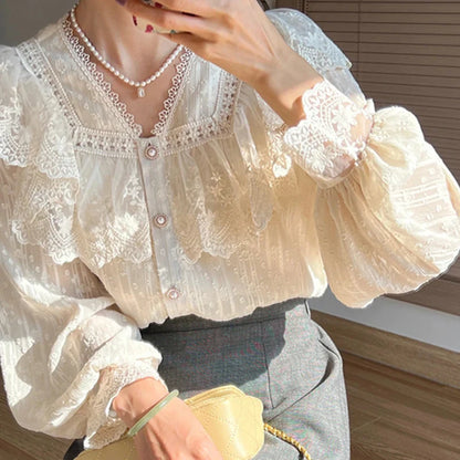 liwuka Vintage French Women Shirts Lace Lolita Elegant Long Sleeve Flounce Blouse High Quality Office Lady New Fashion Chic Female Tops