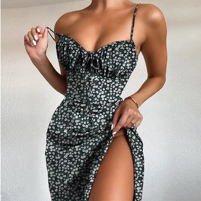 liwuka Beach Style Floral Strapless Dress Spring and Summer Women's Sexy Fashionable V-Neck Floral Pleats Tied Side Slit Camisole Dress