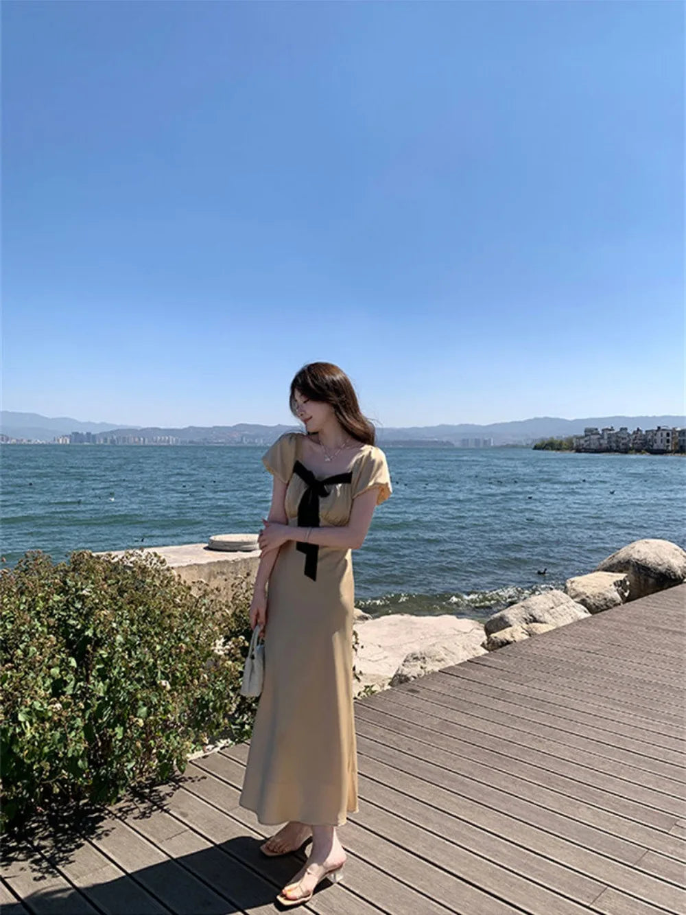 liwuka Drawstring butterfly straps design dress summer new temperament waist thin long skirt female French niche style 2024