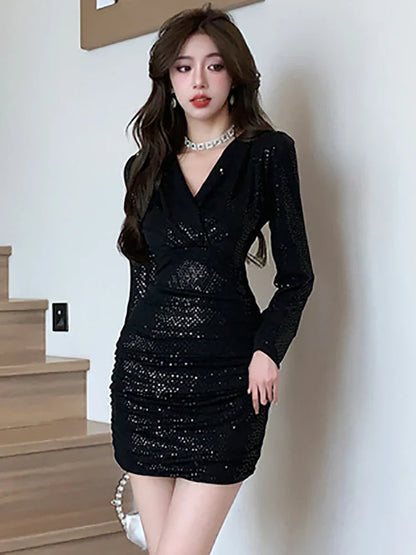 liwuka Vintage Black Hepburn Style Sequin Dress 2024 Autumn Winter Elegant Bodycon Party Night Dress Women V-neck Sexy Club Mini Dress