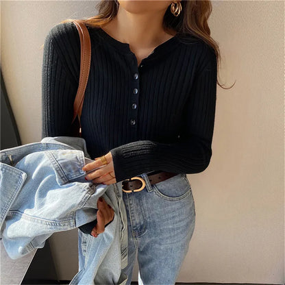 liwuka Women Sweaters Cute Button Up O-Neck Long Sleeve Pullovers Autumn Knitted Bottoming Shirts Korean Single Breasted Undercoat Tops