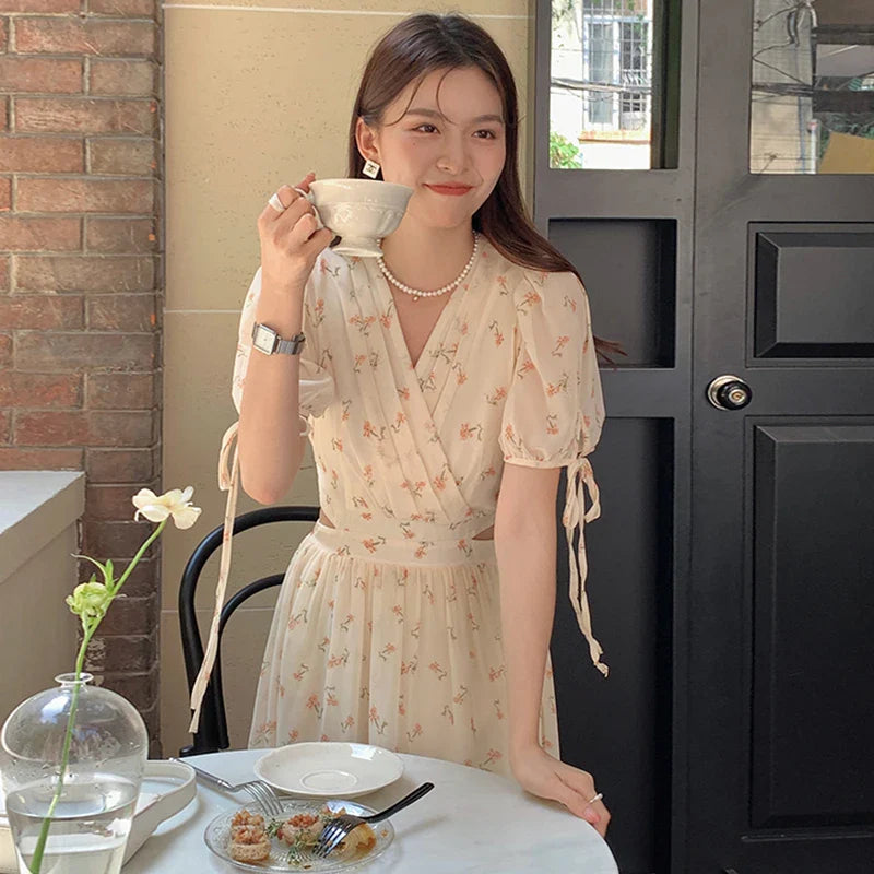 liwuka French Vintage V-Neck Summer Dress Women Pleated Hollow Out Slim Waist Vestidos Sweet Print Chiffon Dresses for Women