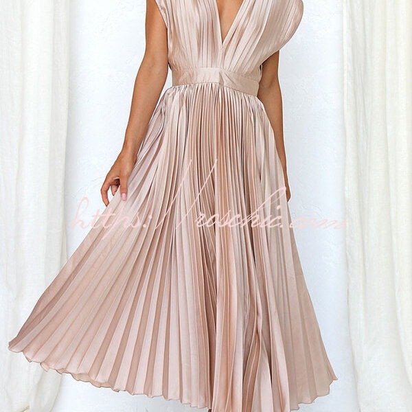 Hello Gorgeous Satin Pleated Midi Dress