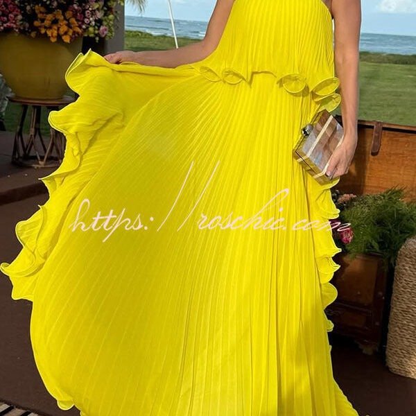 Reina Chiffon Pleated Wavy Ruffles Trim Strapless Loose Maxi Dress