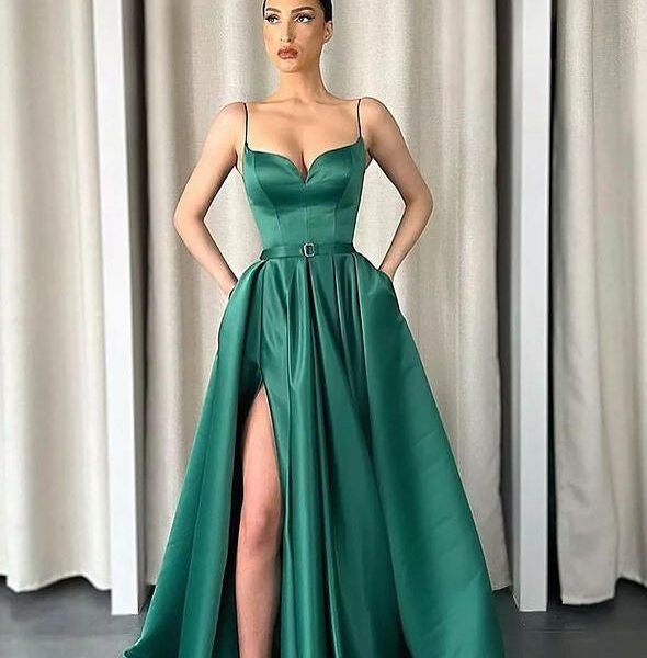 Dark Green Spaghetti-Strapes Slit Evening Dress Long With Pockets
