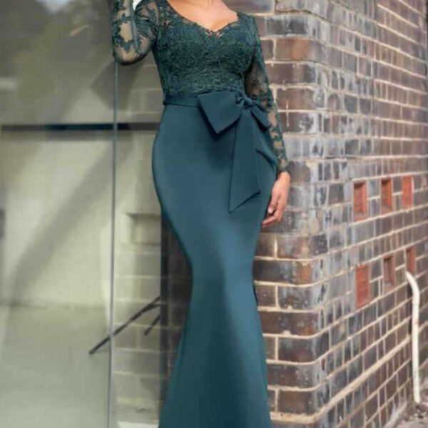 Elegant Long Sleeve Lace Evening Dress Mermaid V-Neck Online