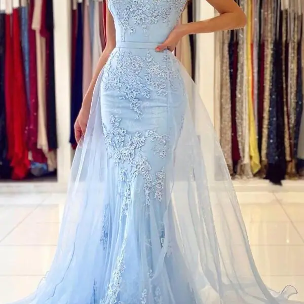Glamorous Spaghetti-Straps Mermaid Evening Dress With Lace Appliques Ruffles