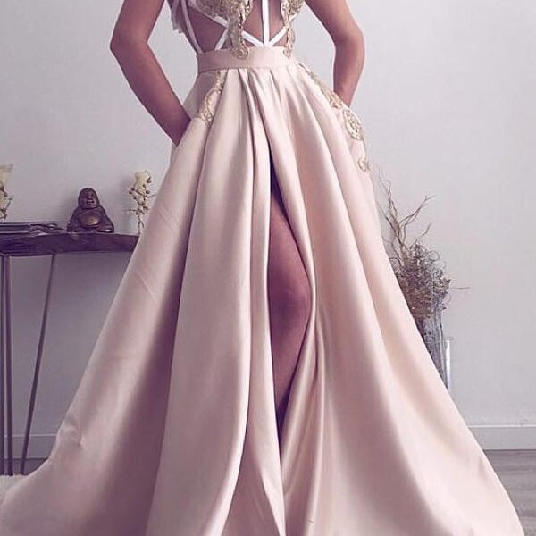 Gorgeous Sweetheart Long Prom Dress Slit Evening Gowns Appliques