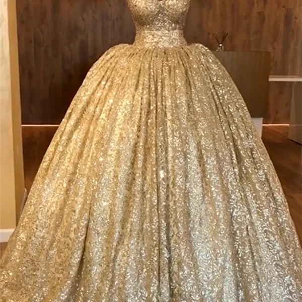 Spaghetti Straps Gold Beaded Lace Evening Dress Luxurious Ball Gown Princess Open Back Prom Party Gowns