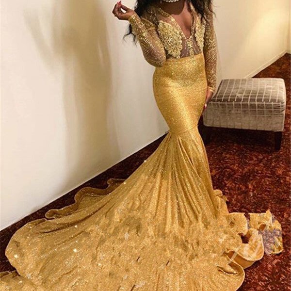 Sparkling Appliques Fit and Flare Prom Dresses Alluring Chic V-neck Gold Long Sleeves Evening Gowns