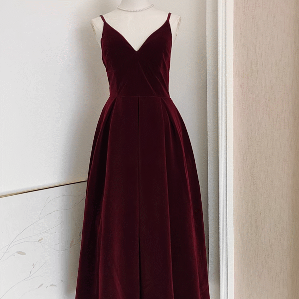 Simple A line Sleeveless Burgundy Velvet Party Dress Holiday Birthday Dresses For Women SD350