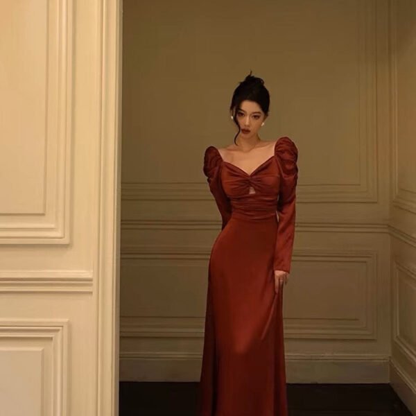 Sexy A line Long Sleeves Red Satin Prom Dresses Birthday Outfits SD313