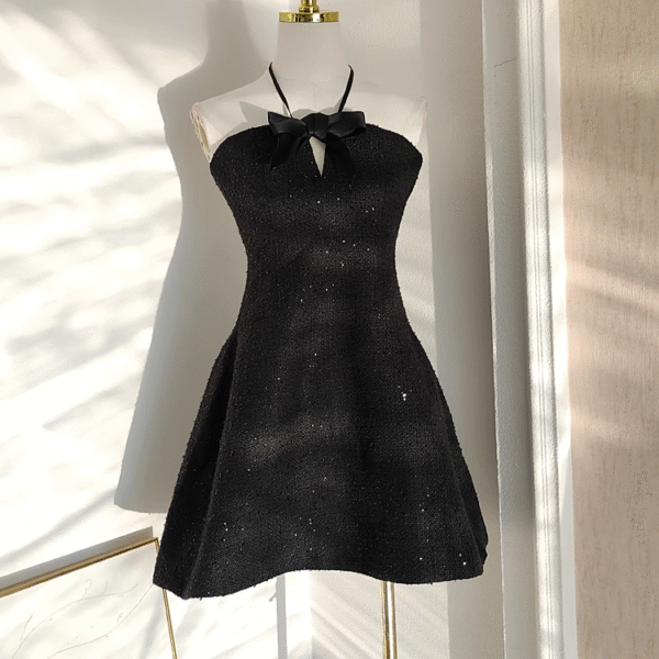 Cute A line Halter Black Short Homecoming Dresses Little Black Birthday Outfits SD404