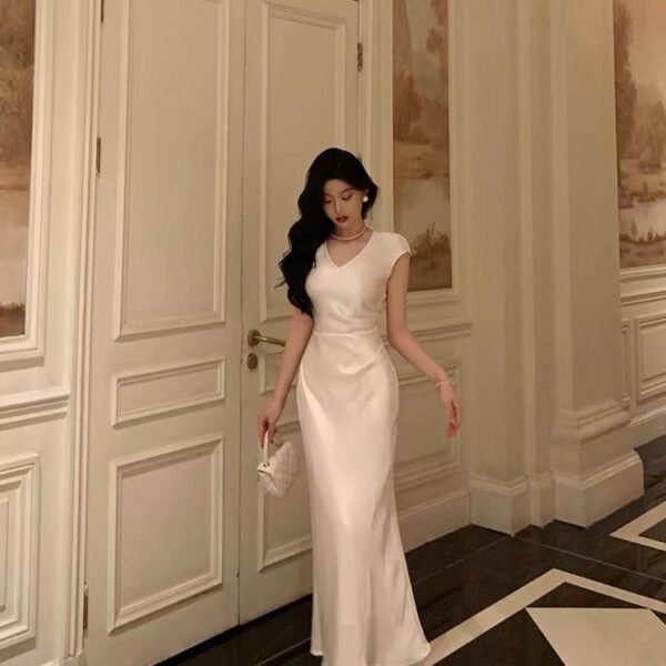 Classy Sheath V Neckline Ivory Satin Prom Dresses Birthday Outfits Evening Gown SD1027