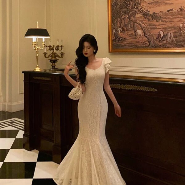 Gorgeous Mermaid Straps Date Night Dress White Lace Long Prom Dresses Birthday Outfits SD1092