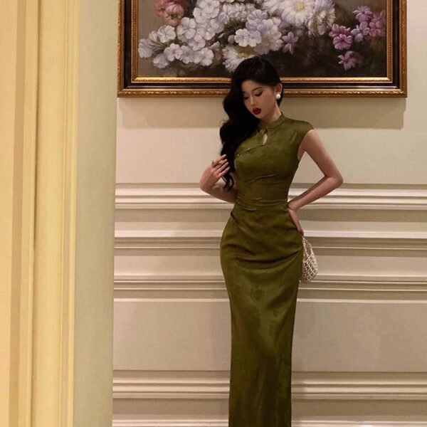 Gorgeous Mermaid High Neckline Green Satin Floral Date Night Dress Long Prom Dresses Birthday Outfits SD1108