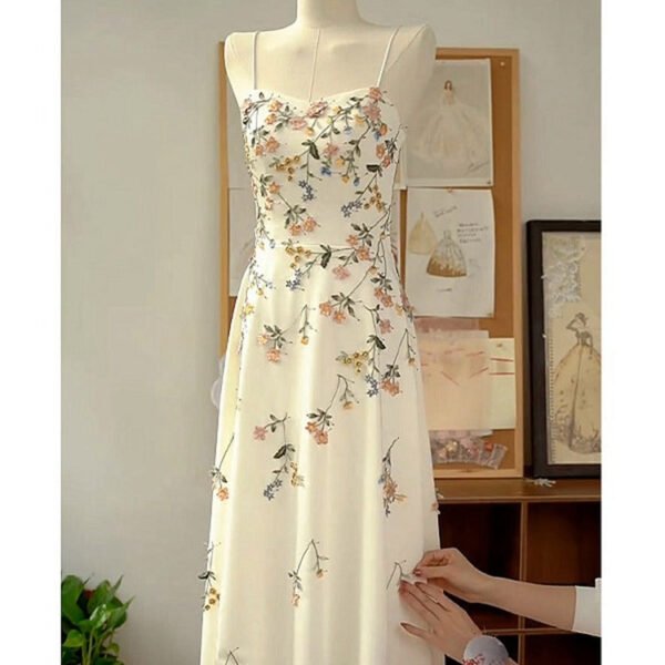 Sexy A line Spaghetti Straps Ivory Floral Satin Prom Dresses Birthday Outfits Evening Gown SD1136