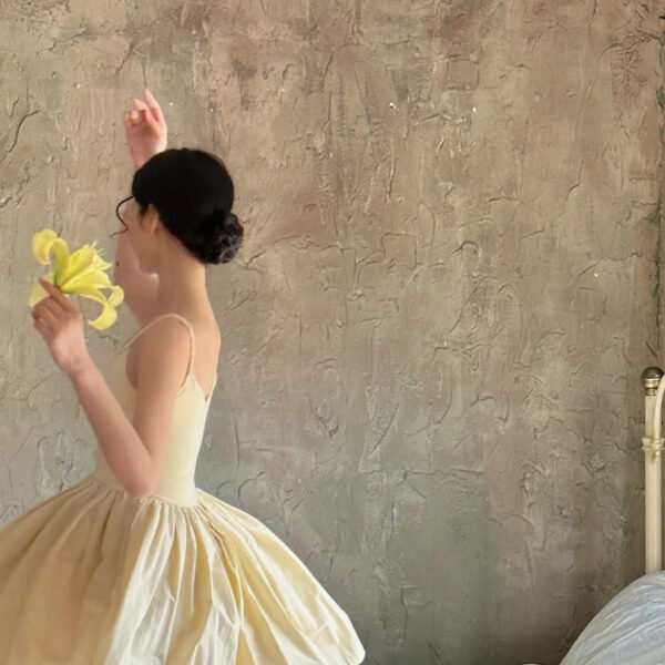 Chic Ball Gown Spaghetti Straps Champagne Homecoming Dresses Birthday Dress Birthday Outfits SD1181