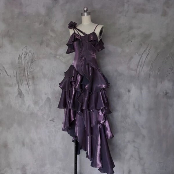 Pretty Irregular Ruffled Spaghetti Straps Grape Prom Dresses With Detachable Rose Long Birthday Dress For Women SD238