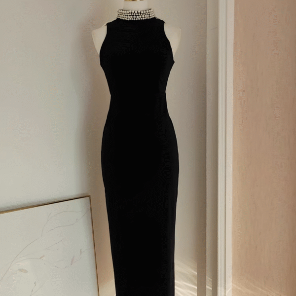 Sexy Sheath High Neckline Black Travel Vacation Dresses Velvet Birthday Dress SD326