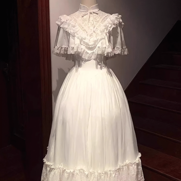 Chic Ball Gown High Neckline Floral ivory Lace Party Dresses Birthday Outfits With Short Sleeves SD449