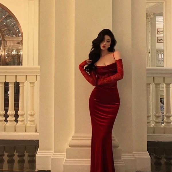 Sexy Sheath Spaghetti Straps Lace Red Velvet Long Prom Dresses Birthday Outfits With Gloves SD587