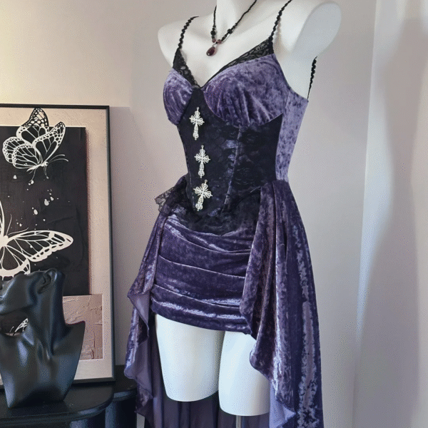 Pretty Spaghetti Straps Purple Velvet Lace Short Birthday Dress Formal Homecoming Dress Cocktail Dress S629